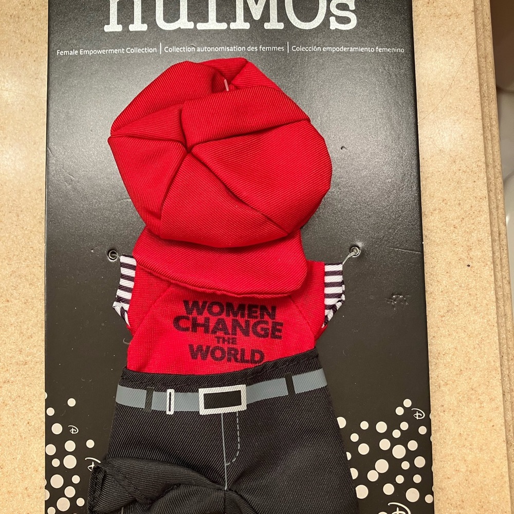Disney Nuimos outfit